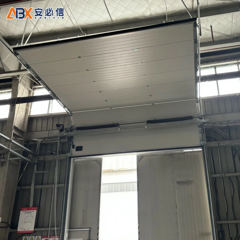 赤峰分段式滑升门